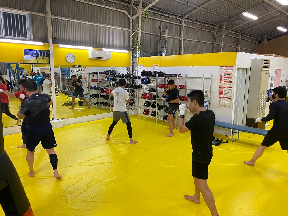 リアルディール博多ジムの紹介